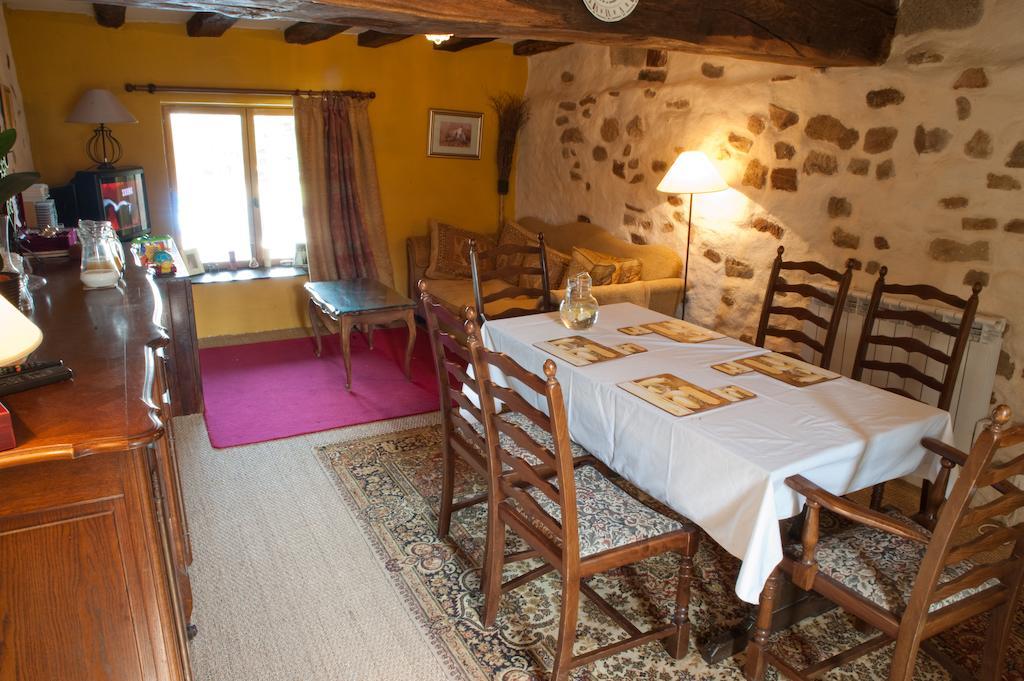 L'Ancien Presbytere Chambres D'Hote Ou Gite Le Dorat Eksteriør billede